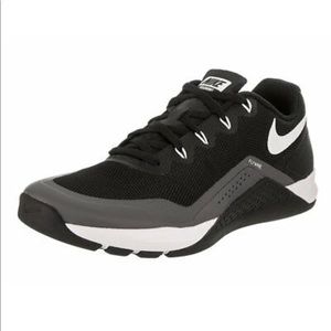 NIKE Women's Metcon Repper DSX Training Shoe